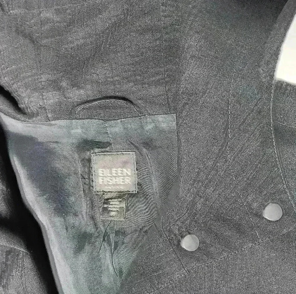 Eileen Fisher  3/4 Length Hooded Jacket. Ladies Size pp (2-4) - Picture 6 of 7